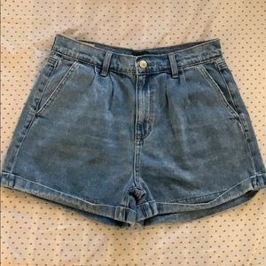 American Eagle mom shorts